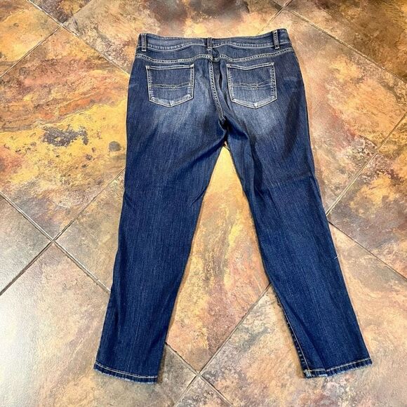 New York & Company Distressed Patch Denim Jeans 14 - Picture 10 of 12